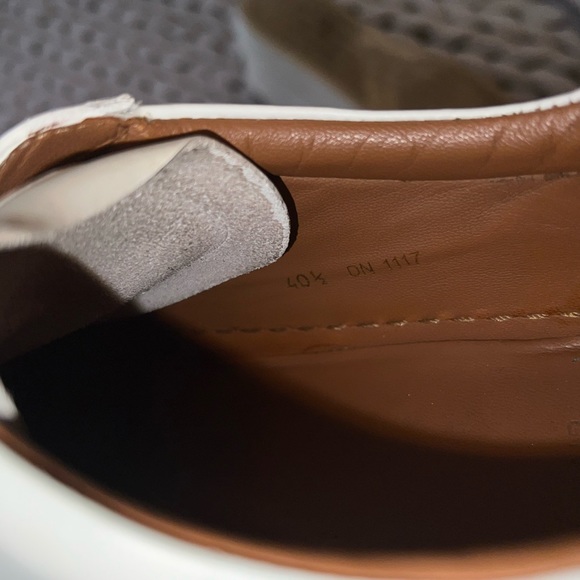 Givenchy Sneakers!! - Picture 4 of 12